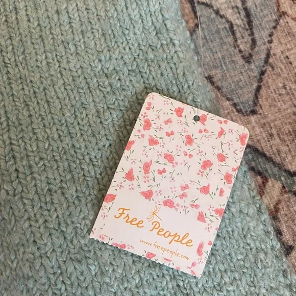 New With Tags Free People Brookside Tunic Sweater - Picture 7 of 9